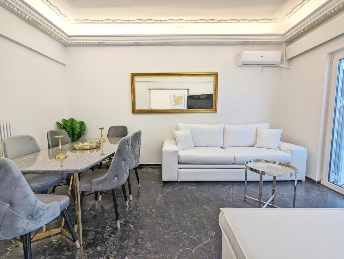 Acropolis View Dream Apartments เอเธนส์ ภายนอก รูปภาพ