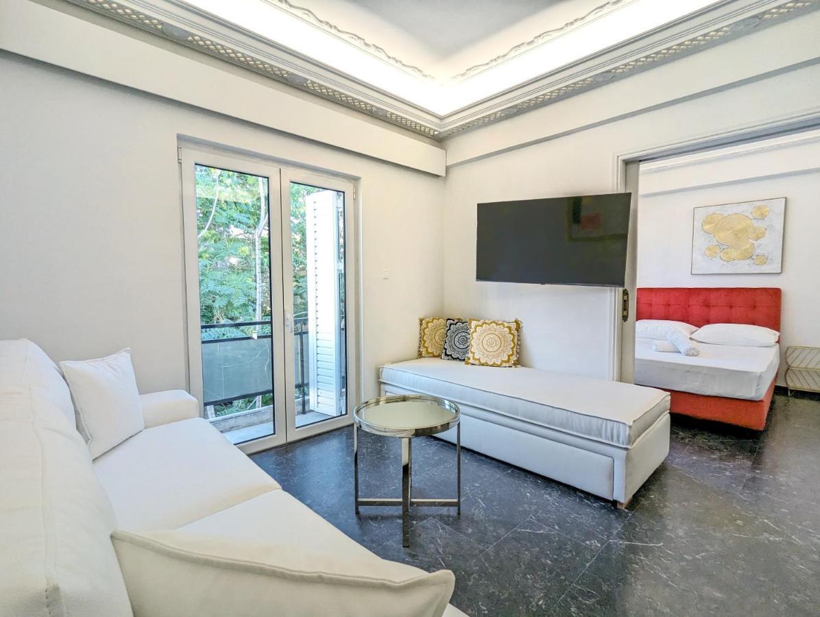 Acropolis View Dream Apartments เอเธนส์ ภายนอก รูปภาพ